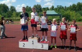 Medale dla uczni&oacute;w z Chybic  2