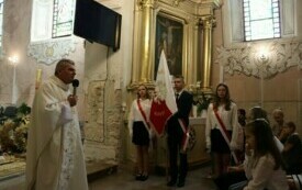 Rozpoczęcie roku szkolnego  w Publicznej Szkole Podstawowej im. Feliksa Szczęsnego Karnickiego w Chybicach 18