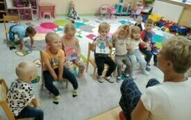 Kicia Kocia pomaga najmłodszym chybickim przedszkolakom w adaptacji 1