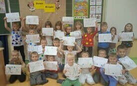 Dzień Kropki w przedszkolu  w Chybicach 9