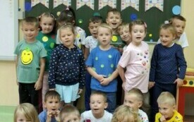 Dzień Kropki w przedszkolu  w Chybicach 38