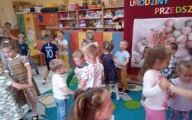 Urodziny Przedszkolak&oacute;w w Dąbrowie 27