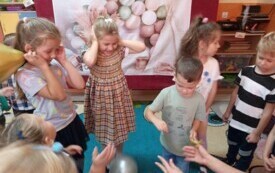 Urodziny Przedszkolak&oacute;w w Dąbrowie 38