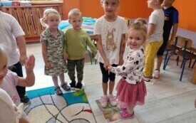 Urodziny Przedszkolak&oacute;w w Dąbrowie 45