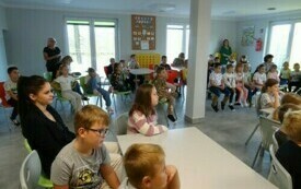 Warsztaty ekologiczne na temat segregacji śmieci w PSP w Łomnie  2
