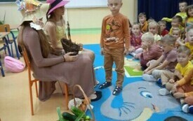 Przedszkolaki z Chybic witają jesień 18