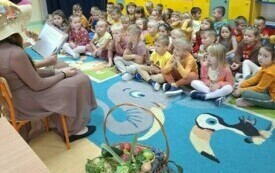 Przedszkolaki z Chybic witają jesień 39
