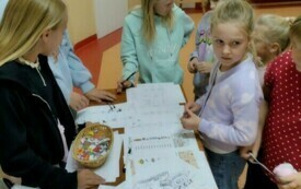 Relacja z obchod&oacute;w Dnia Język&oacute;w Obcych w PSP w Chybicach 2