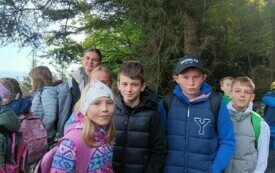 Uczniowie z Chybic na  świętokrzyskim szlaku 2