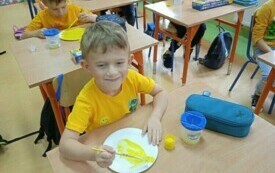 Dzień Uśmiechu w przedszkolu w Chybicach 10