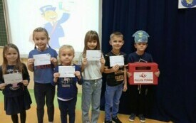 Dzień Poczty Polskiej w przedszkolu w Chybicach 5