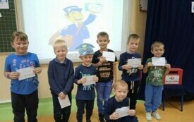 Dzień Poczty Polskiej w przedszkolu w Chybicach 9