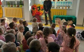 Dzień Drzewa w PSP  Łomnie 15