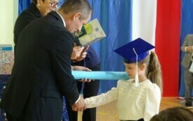 Ślubowanie i pasowanie na ucznia. 7