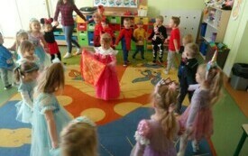 Międzynarodowy Dzień Postaci z Bajek PSP God&oacute;w 5