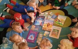 &bdquo;Dzień Postaci z Bajek&rdquo;  w przedszkolu Publicznej Szkoły Podstawowej w Szerzawach 25