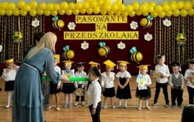 Pasowanie na przedszkolaka w PSP w Łomnie 1