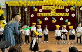 Pasowanie na przedszkolaka w PSP w Łomnie 14