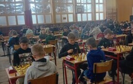 Galeria aktualności DZIEWCZĘTA  Z SZERZAW WICEMISTRZYNIAMI WOJEW&Oacute;DZTWA  W  DRUŻYNOWYM TURNIEJU SZACHOWYM, CHŁOPCY CZWARTE MIEJSCE. 3800 7