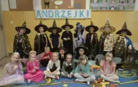 Andrzejkowe wr&oacute;żby w oddziale "0" w Godowie 14