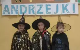 Andrzejkowe wr&oacute;żby w oddziale "0" w Godowie 20
