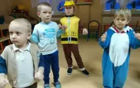 Zabawy andrzejkowe przedszkolak&oacute;w w Chybicach 21