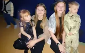 Zabawy andrzejkowe przedszkolak&oacute;w w Chybicach 54