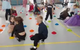 Wspomnienia z Magicznego Wieczoru &ndash; Andrzejki w Publicznej Szkole Podstawowej w Jadownikach! 15