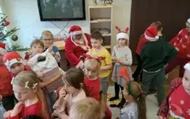 Mikołajki w świetlicy szkolnej- PSP w Chybicach 4