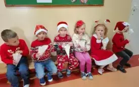 Mikołajki w przedszkolu w Chybicach 15