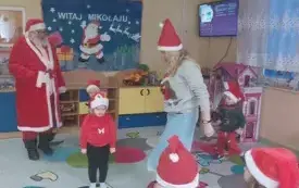 Mikołajki w przedszkolu w Chybicach 17