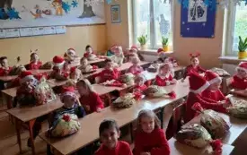Mikołajki w przedszkolu w Chybicach 23