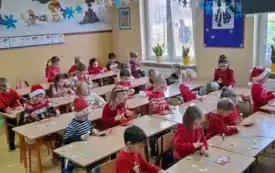 Mikołajki w przedszkolu w Chybicach 30