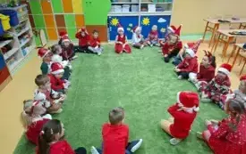 Mikołajki w przedszkolu w Chybicach 36