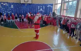Galeria aktualności Mikołaj w naszej szkole &ndash; PSP Szerzawy 3897 75