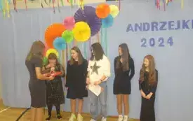 Zabawa andrzejkowa w PSP w Łomnie 6