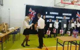 V Gminny Konkurs z Języka Angielskiego dla klas VII - VIII 9