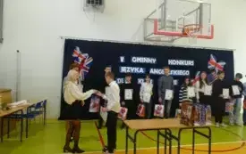 V Gminny Konkurs z Języka Angielskiego dla klas VII - VIII 13