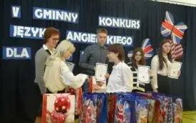 V Gminny Konkurs z Języka Angielskiego dla klas VII - VIII 21