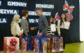 V Gminny Konkurs z Języka Angielskiego dla klas VII - VIII 22
