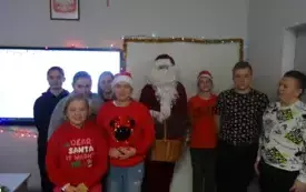 &bdquo;Ho Ho Ho &hellip; Czy są tu jakieś grzeczne dzieci?&rdquo; &ndash; Mikołaj w naszej  szkole. 3