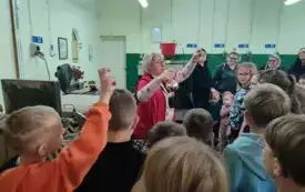 Wycieczka do Fabryki Bombek w Piotrkowie Trybunalskim- PSP Chybice 34