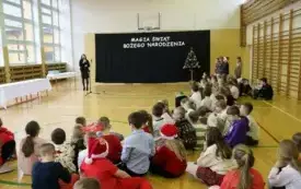 Szkolny Konkurs Recytatorski  pod hasłem &bdquo;Magia Świąt Bożego Narodzenia&rdquo;- PSP Chybice 5