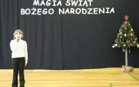 Szkolny Konkurs Recytatorski  pod hasłem &bdquo;Magia Świąt Bożego Narodzenia&rdquo;- PSP Chybice 9