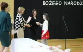 Szkolny Konkurs Recytatorski  pod hasłem &bdquo;Magia Świąt Bożego Narodzenia&rdquo;- PSP Chybice 14