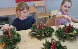 Świetlicowe przygotowania do Świąt Bożego Narodzenia- PSP Chybice 6