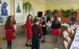 Galeria aktualności Kolędowanie w kasach III 3942 33