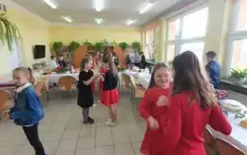 Galeria aktualności Kolędowanie w kasach III 3942 38