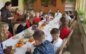 Galeria aktualności Kolędowanie w kasach III 3942 45
