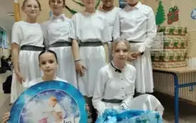 "Święty Mikołaj w koronie" oraz "Paczuszka dla maluszka" - pomoc dzieciom w potrzebie 1